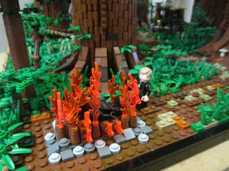 Illustration for article titled Fan Builds Huge 3-Foot Tall Star Wars Ewok Village